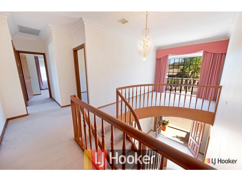 8 McClintock Street, Lyneham ACT 2602