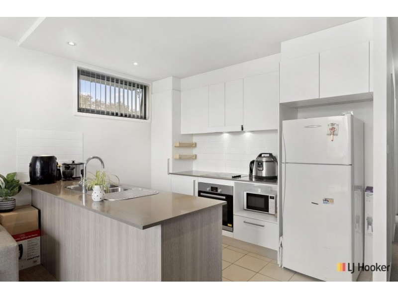 8/15 Mower Place, Phillip ACT 2606