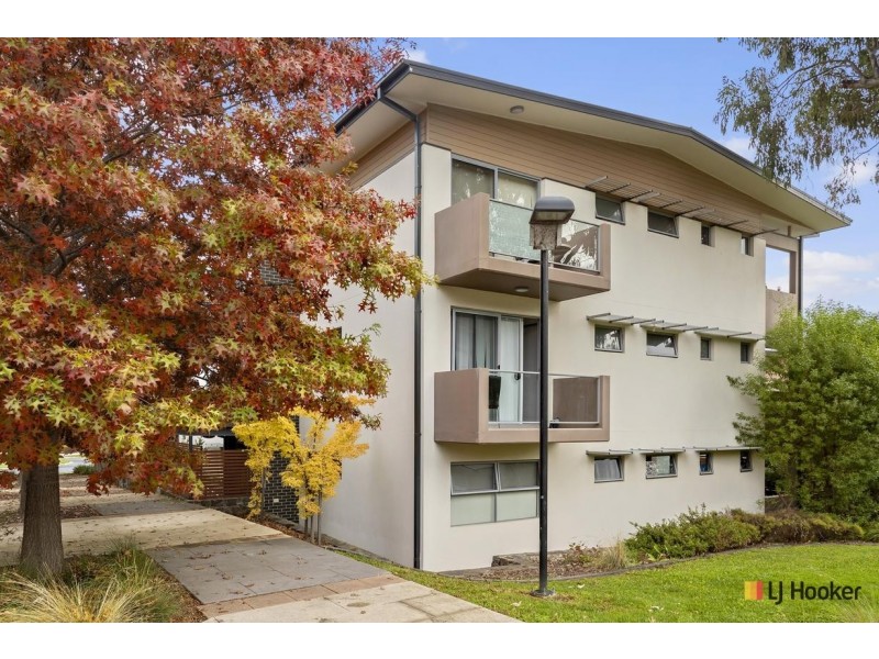 8/15 Mower Place, Phillip ACT 2606