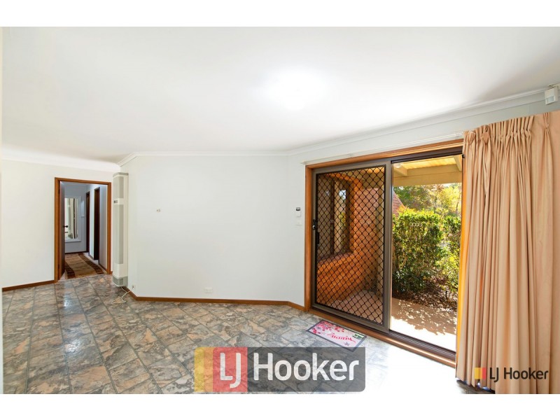 6 Dorrit Black Crescent, Lyneham ACT 2602