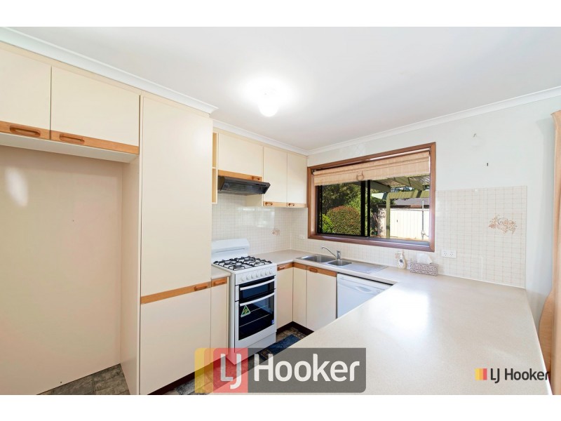 6 Dorrit Black Crescent, Lyneham ACT 2602