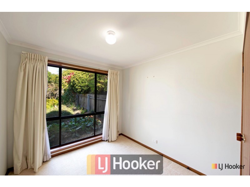 6 Dorrit Black Crescent, Lyneham ACT 2602