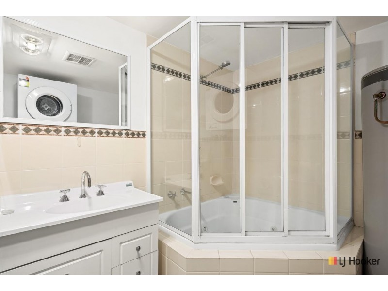 29/25 Aspinall Street, Watson ACT 2602