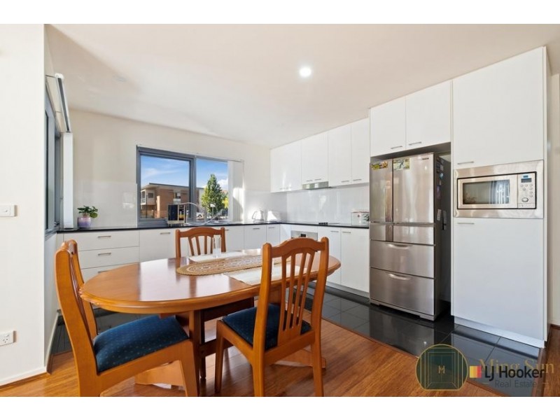 18/10 Ipima Street, Braddon ACT 2612