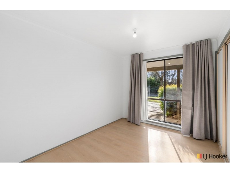 33 Le Souef Crescent, Florey ACT 2615