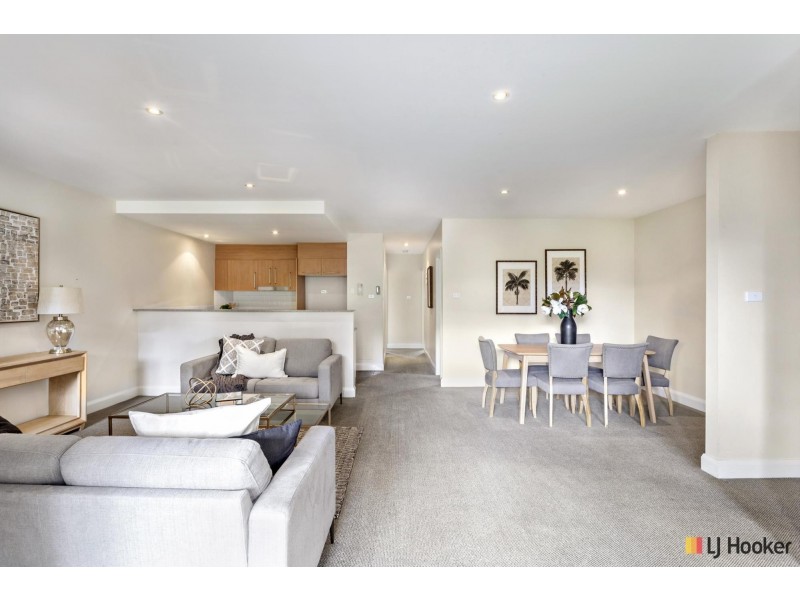 71/8 Dominion Circuit, Forrest ACT 2603