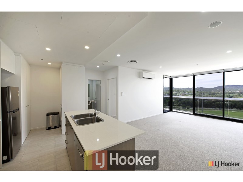241/7 Irving Street, Phillip ACT 2606
