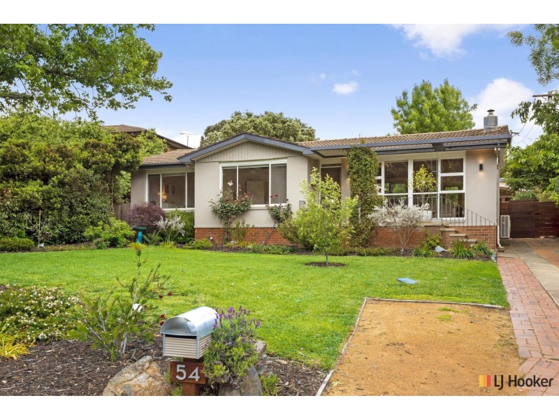 54 Cullen Street, Watson ACT 2602
