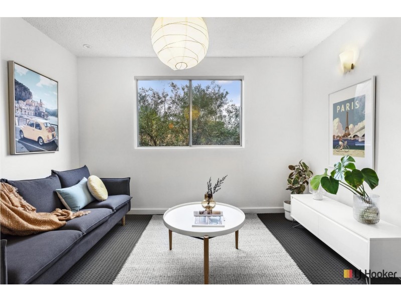 8/11 Tryon Street, Hackett ACT 2602