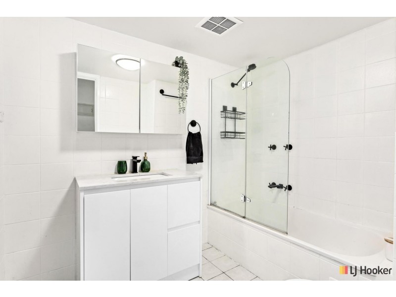 81/20 Federal Highway, Watson ACT 2602