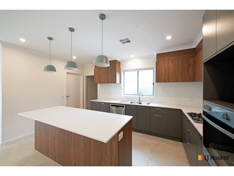 2/20 Blackman Crescent, Macquarie ACT 2614