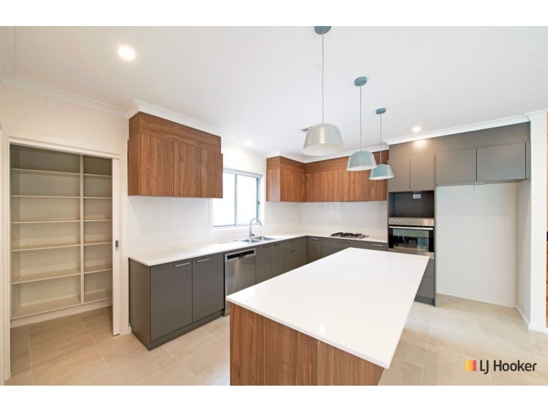 2/20 Blackman Crescent, Macquarie ACT 2614
