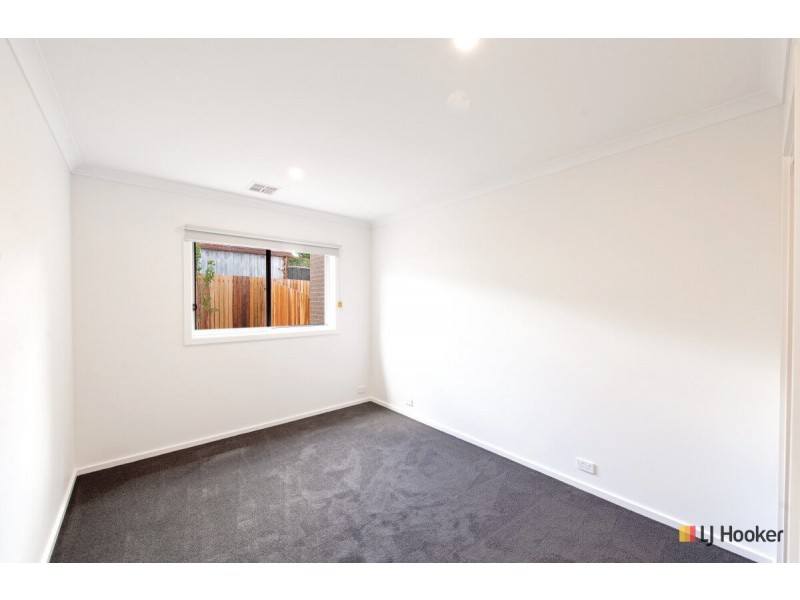 2/20 Blackman Crescent, Macquarie ACT 2614