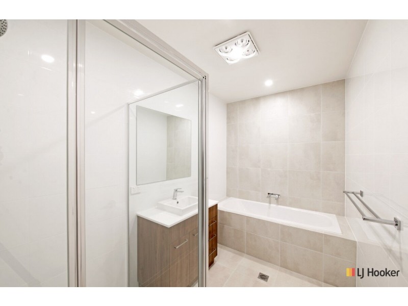 2/20 Blackman Crescent, Macquarie ACT 2614