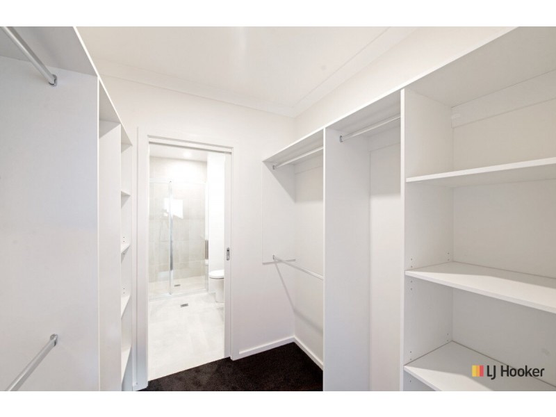 2/20 Blackman Crescent, Macquarie ACT 2614