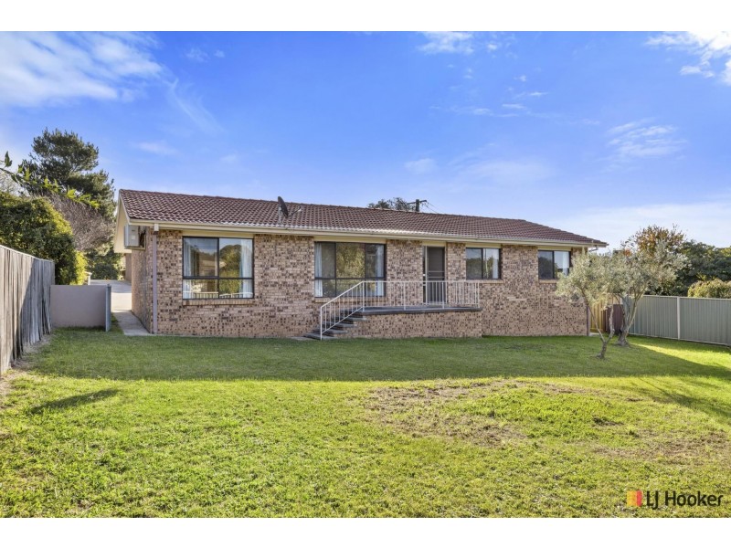 39 Ennor Crescent, Florey ACT 2615