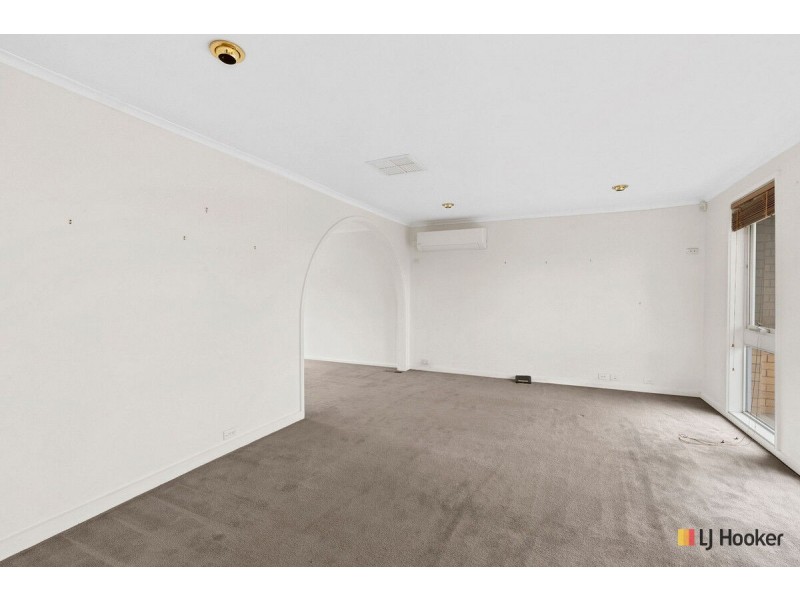 2 Bennet Place, Spence ACT 2615