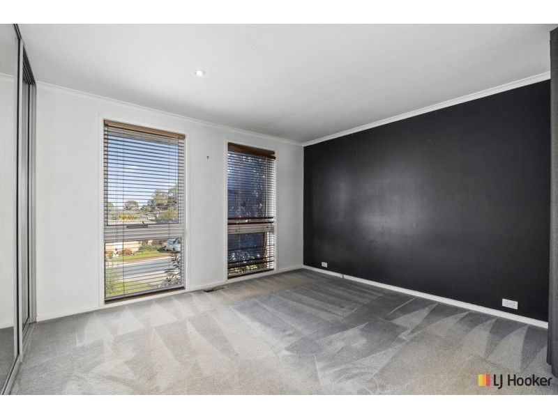 2 Bennet Place, Spence ACT 2615