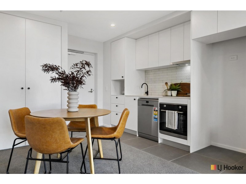 319/90 Swain Street, Gungahlin ACT 2912