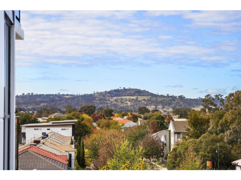 319/90 Swain Street, Gungahlin ACT 2912
