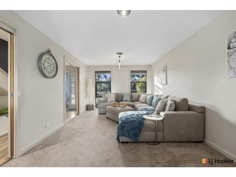 360 Anthony Rolfe Avenue, Harrison ACT 2914