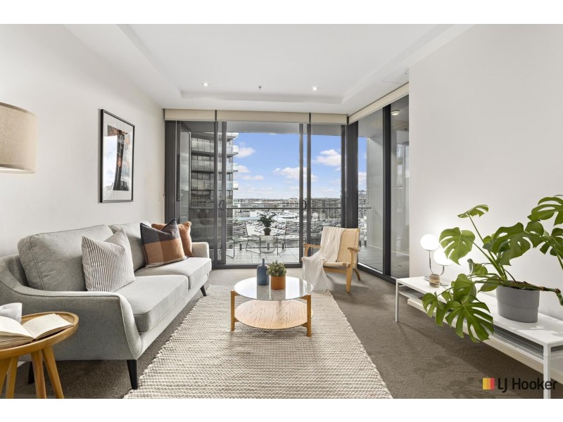 1017/240 Bunda Street, City ACT 2601