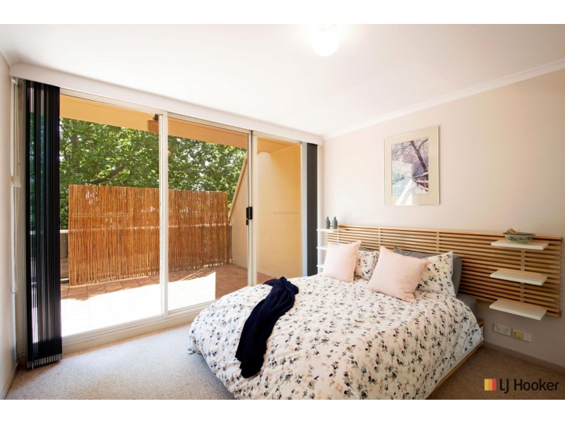 2B/9 Chandler Street, Belconnen ACT 2617