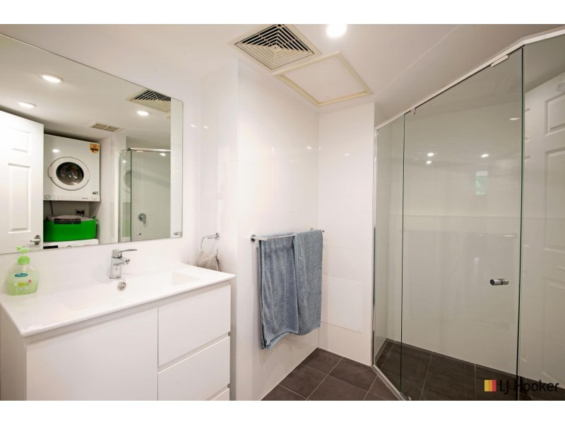 2B/9 Chandler Street, Belconnen ACT 2617