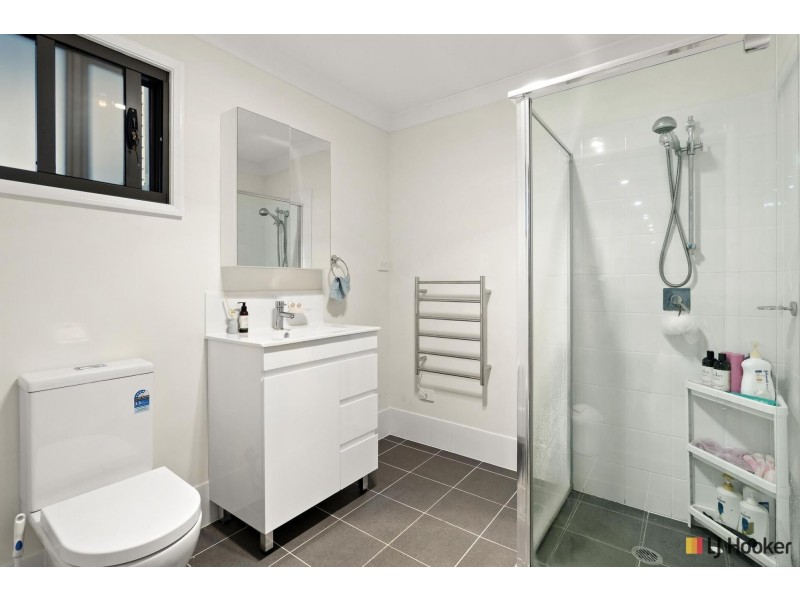 6 Cowan Street, Downer ACT 2602