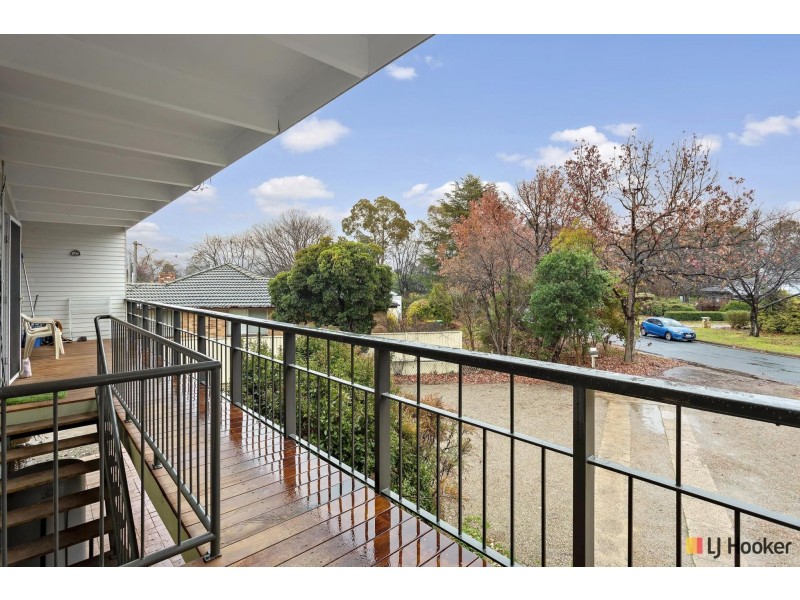 6 Cowan Street, Downer ACT 2602