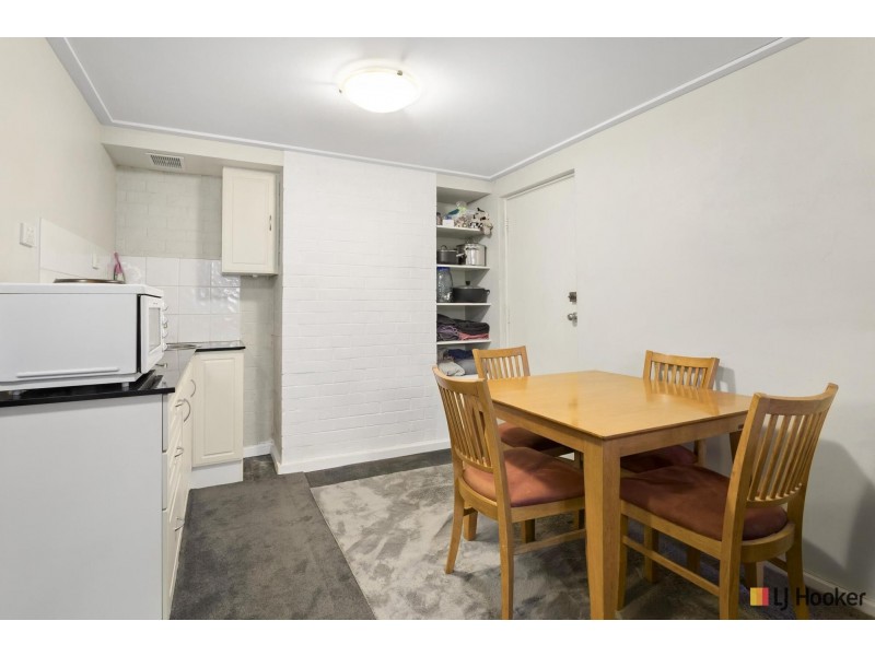 6 Cowan Street, Downer ACT 2602