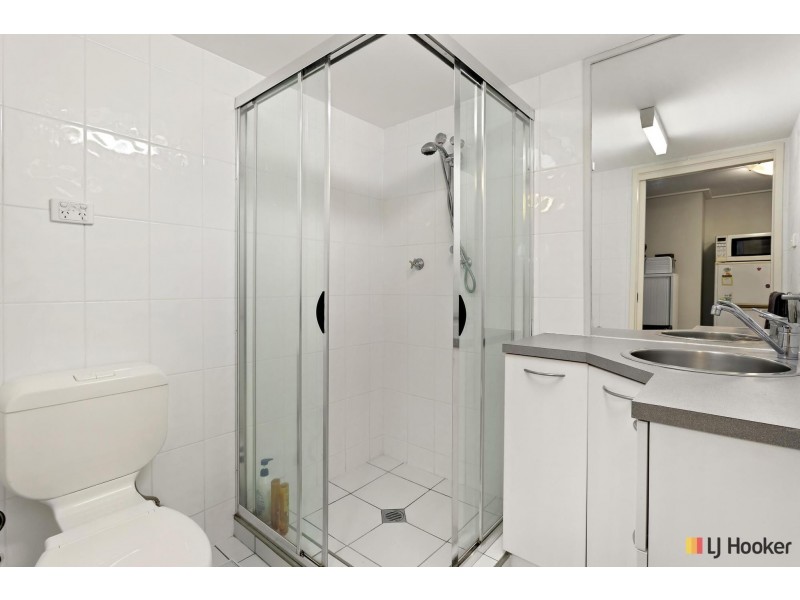 6 Cowan Street, Downer ACT 2602