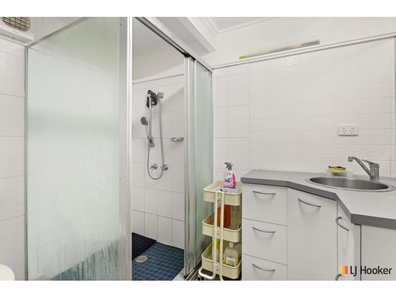 6 Cowan Street, Downer ACT 2602