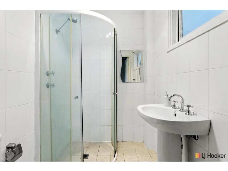 44 Knox Street, Watson ACT 2602