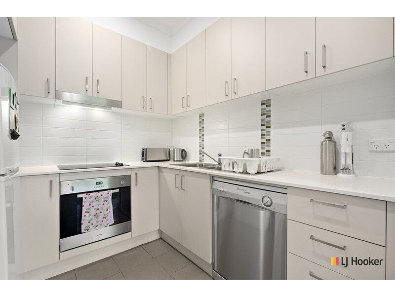 8/6 Guthrie Street, Dickson ACT 2602