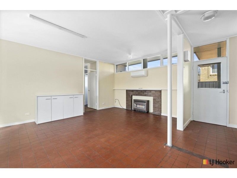 15 Theodore Street, Curtin ACT 2605