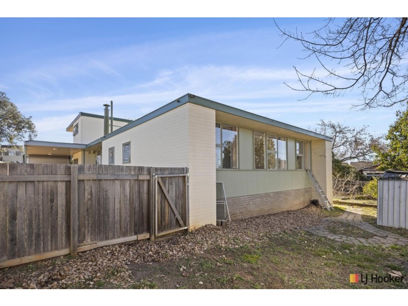 15 Theodore Street, Curtin ACT 2605