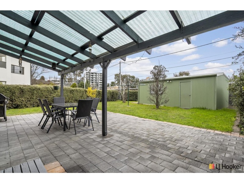 11 Lowrie Street, Dickson ACT 2602