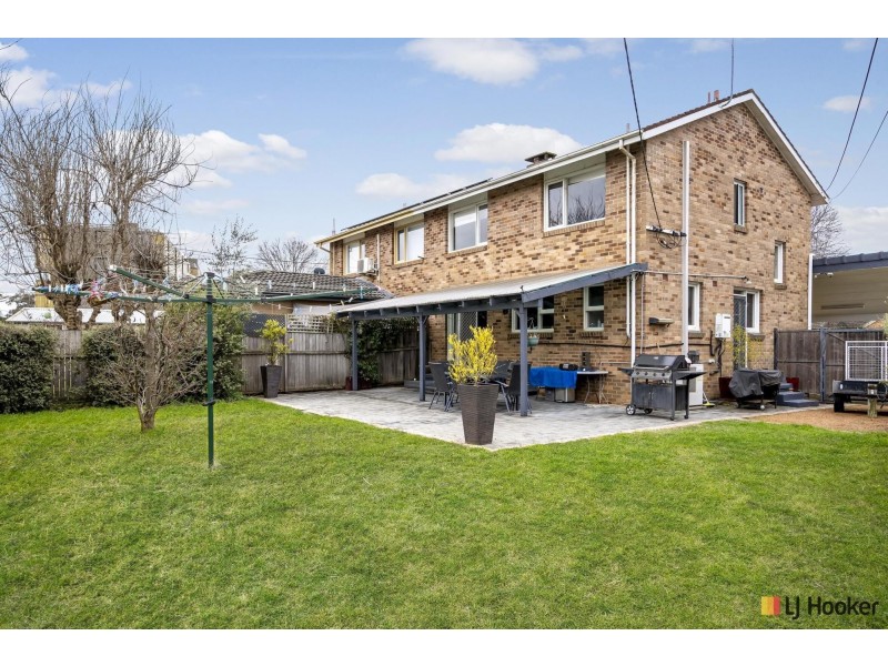 11 Lowrie Street, Dickson ACT 2602