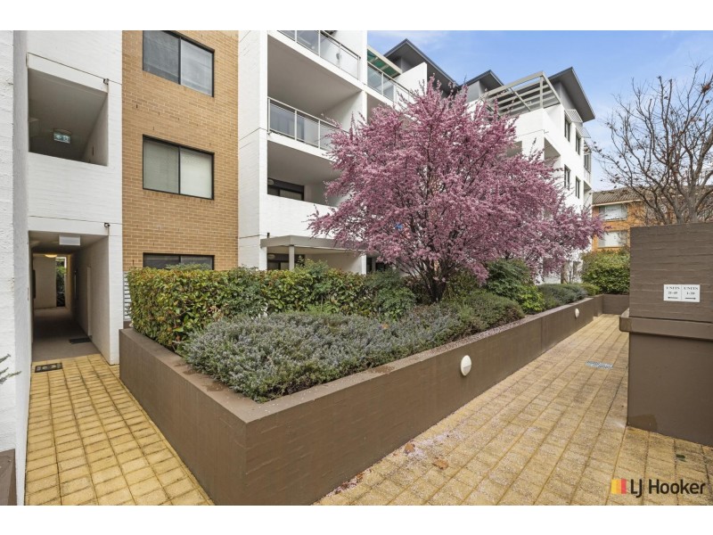 25/3A Stornaway Road, Queanbeyan NSW 2620