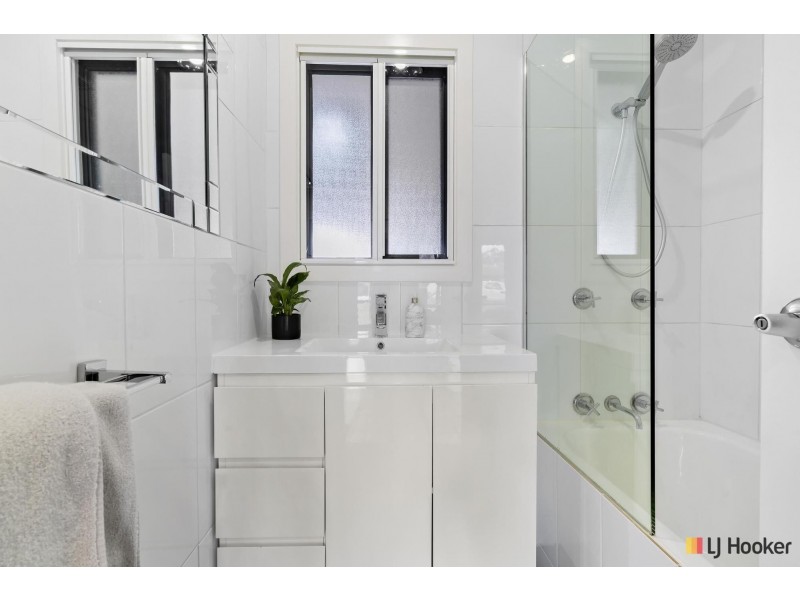 6 Randell Street, Dickson ACT 2602