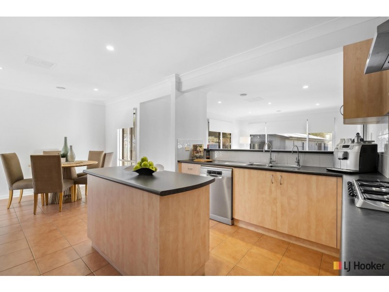 6 Randell Street, Dickson ACT 2602