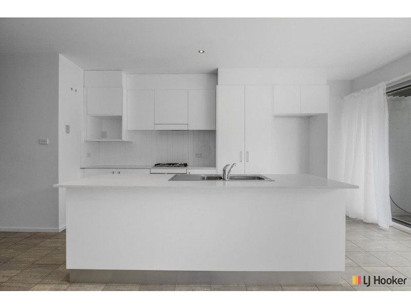 95/215 Aspinall Street, Watson ACT 2602