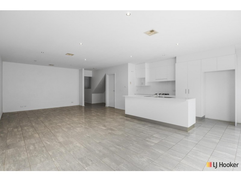 95/215 Aspinall Street, Watson ACT 2602