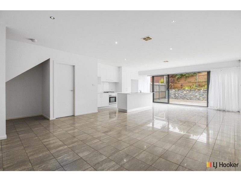 95/215 Aspinall Street, Watson ACT 2602