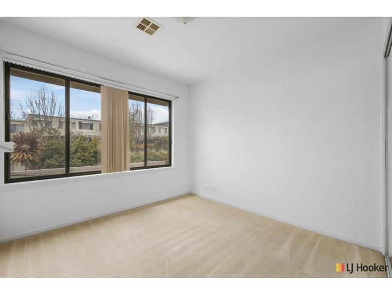 95/215 Aspinall Street, Watson ACT 2602