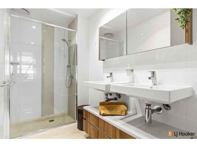 1614/240 Bunda Street, Canberra ACT 2600