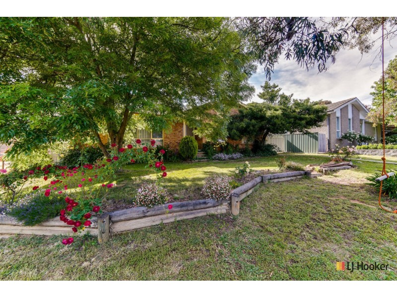 12 Hirst Place, Giralang ACT 2617