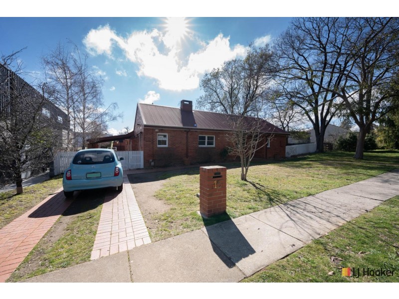 16 Greenway Street, Turner ACT 2612