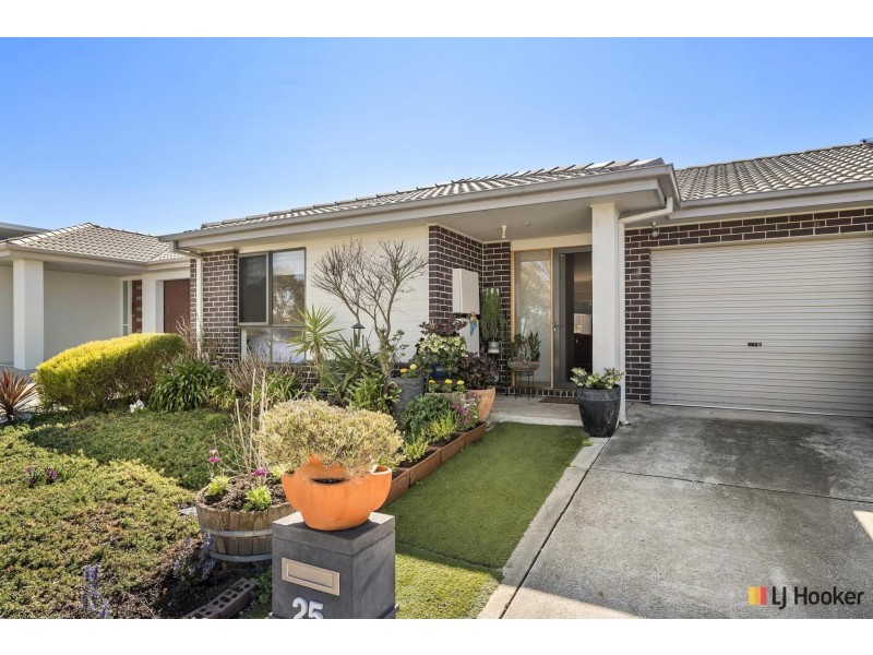 25 Helby Street, Harrison ACT 2914